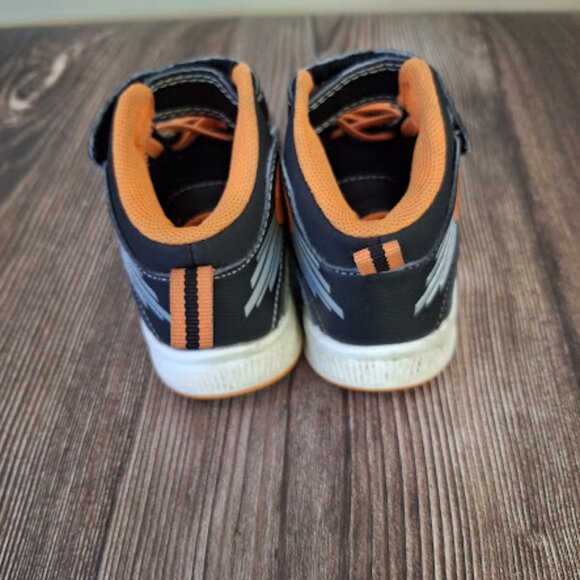 Toddler Space Jam light up shoes size 7 high top sneakers - Picture 3 of 7